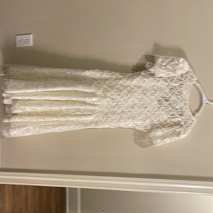 Vintage HW Collections lace dress. Fully lined. Cream NWT.‎ Size 11/12.